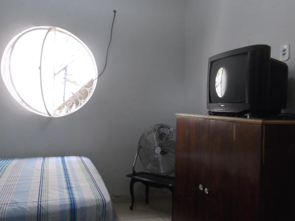 Tião Botelho Guest House : photo 3 de la chambre chambre deluxe double ou lits jumeaux