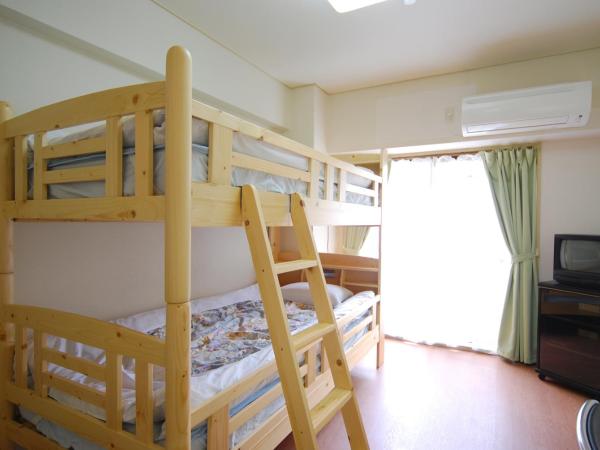 Weekly Green In Namba : photo 1 de la chambre chambre lits jumeaux avec lits superposés - non-fumeurs