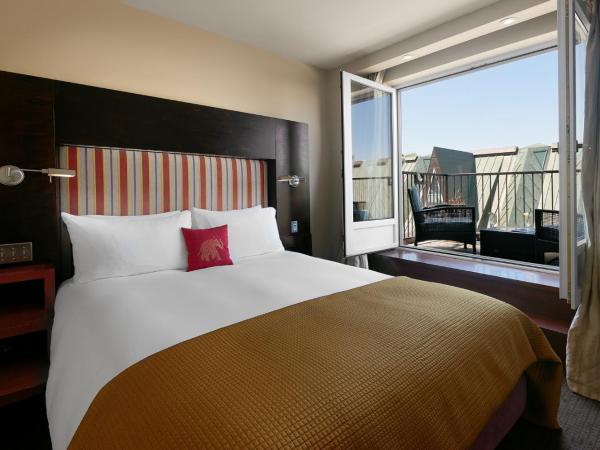 Auberge Saint-Antoine : photo 8 de la chambre suite junior