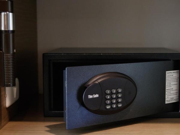 Sanae' Hotel Nimman : photo 9 de la chambre junior suite twin bed ground floor no window & balcony