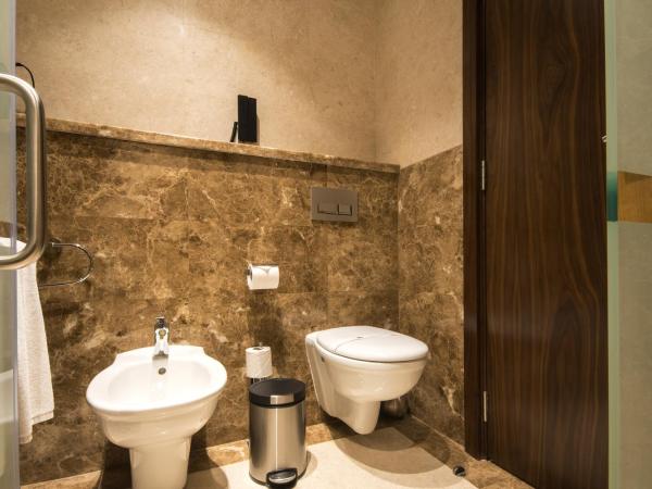 Golden Tulip Media Hotel : photo 6 de la chambre suite exécutive (transferts gratuits vers la plage et certains centres commerciaux - 20 % de réduction sur la nourriture et les boissons & spa)