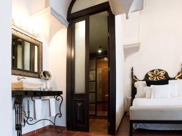 Hotel Herencia By Hosting House : photo 10 de la chambre chambre lits jumeaux