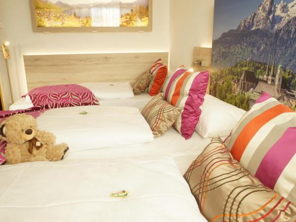 Hotel Edel Weiss : photo 2 de la chambre grande chambre double 