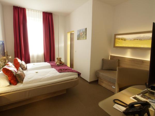 Hotel Edel Weiss : photo 4 de la chambre chambre double
