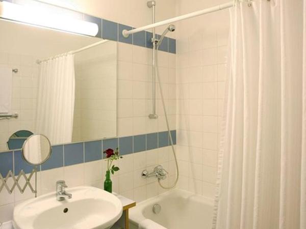 Am Spiegeln dialog.hotel.wien : photo 3 de la chambre chambre double