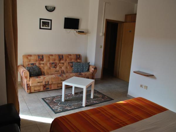 Promenade : photo 1 de la chambre chambre lits jumeaux - vue sur jardin