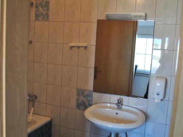 Promenade : photo 4 de la chambre chambre double - vue sur jardin