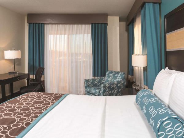 La Quinta by Wyndham San Diego Mission Bay : photo 1 de la chambre chambre lit queen-size