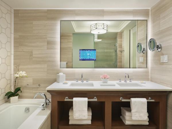 Four Seasons Resort Orlando at Walt Disney World Resort : photo 4 de la chambre four seasons king room - construction view