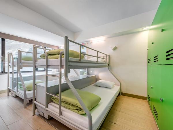 YHA Mei Ho House Youth Hostel : photo 1 de la chambre lit dans dortoir pour hommes de 8 lits