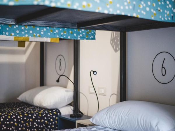 The Hostello : photo 1 de la chambre lit dans dortoir mixte de 6 lits