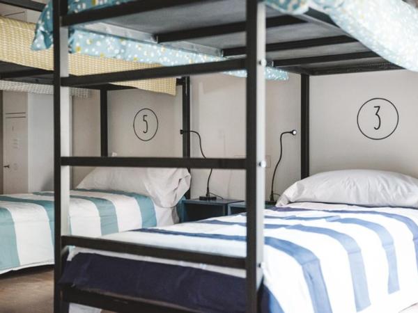 The Hostello : photo 4 de la chambre lit dans dortoir mixte de 6 lits