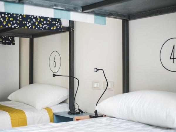 The Hostello : photo 1 de la chambre lit dans dortoir pour femmes de 4 lits