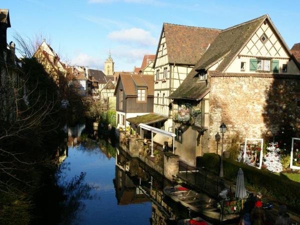 Confort et calme à Colmar : photo 3 de la chambre suite lit queen-size
