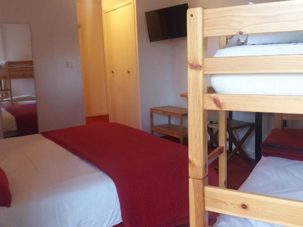 Hotel Tennis International : photo 1 de la chambre chambre familiale (2 adultes et 2 enfants)