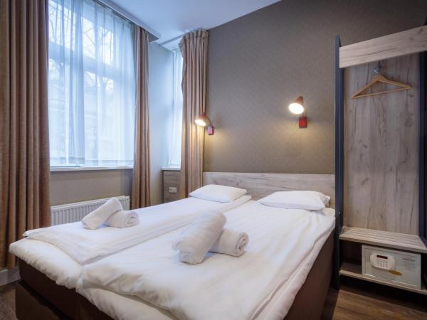 Amsterdam Downtown Hotel : photo 3 de la chambre chambre lits jumeaux