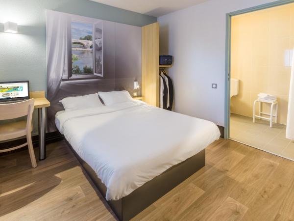 B&B HOTEL Dijon Marsannay : photo 1 de la chambre chambre double - accessible aux personnes à mobilité réduite 