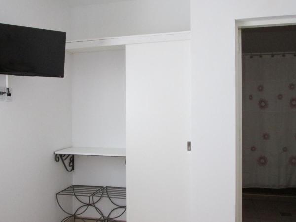 Faro del Parque : photo 1 de la chambre chambre triple avec salle de bains privative