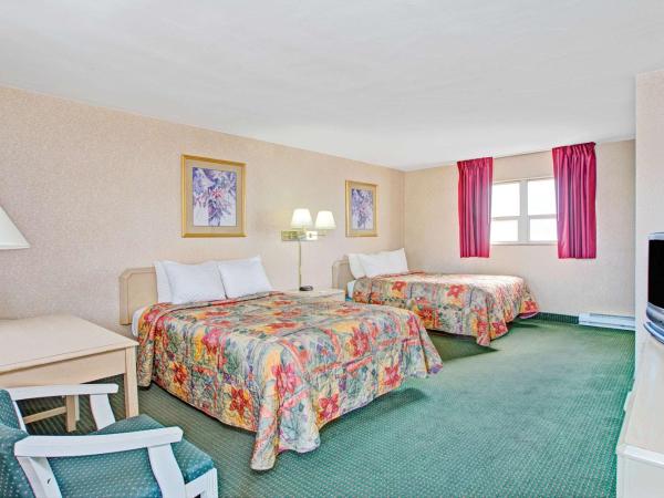 Days Inn by Wyndham Arlington/Washington DC : photo 1 de la chambre chambre avec 2 lits doubles - non-fumeurs