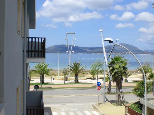 Bogamarì : photo 5 de la chambre chambre double avec balcon - vue sur mer