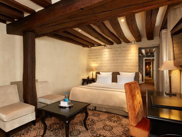Le Pavillon de la Reine & Spa, Place des Vosges : photo 9 de la chambre suite familiale