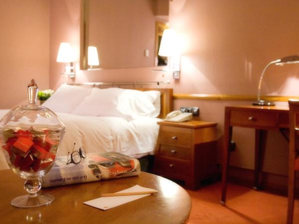 Hotel Palafox : photo 2 de la chambre chambre double ou lits jumeaux