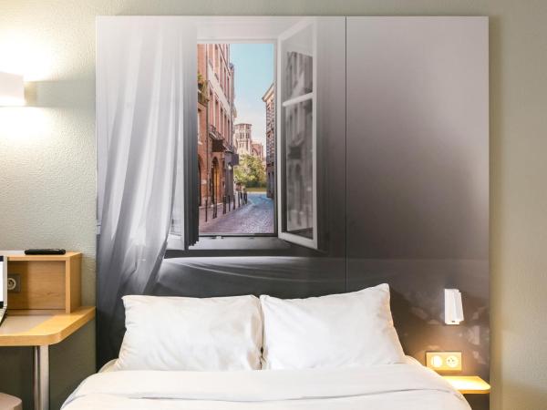 B&B HOTEL Toulouse Cité de l'Espace Mouchotte : photo 3 de la chambre chambre double