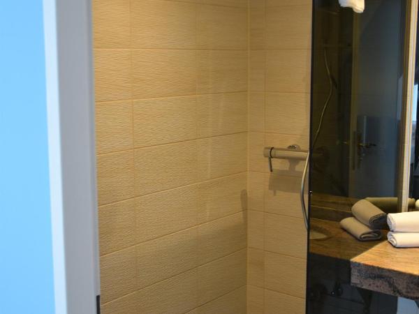 Atel Hotel Lasserhof : photo 5 de la chambre chambre triple