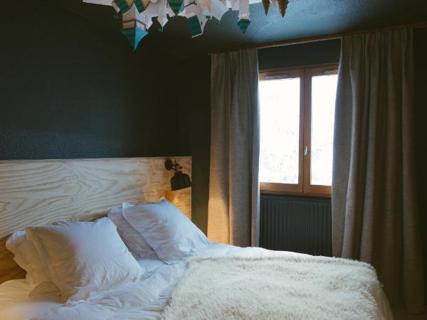 ho36 Les Menuires : photo 2 de la chambre chambre double - vue sur montagne