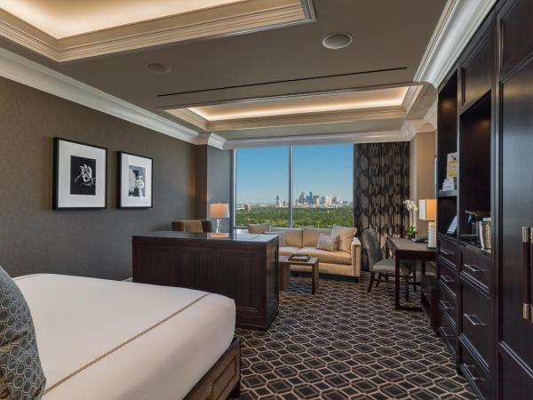 The Post Oak Hotel : photo 1 de la chambre chambre lit king-size - concierge