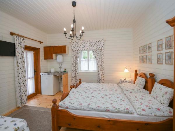 Garten Vendégház : photo 3 de la chambre studio