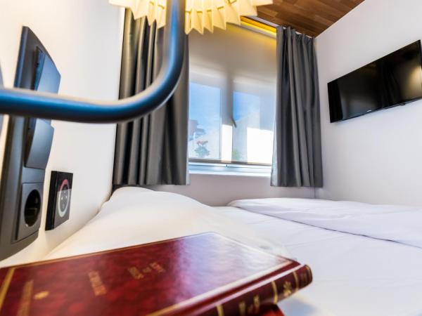 Far Home Bernabeu : photo 7 de la chambre chambre double Économique