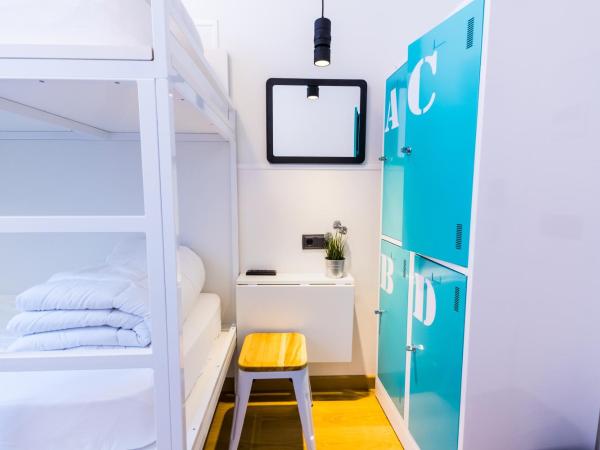 Far Home Bernabeu : photo 3 de la chambre lit dans dortoir mixte de 4 lits