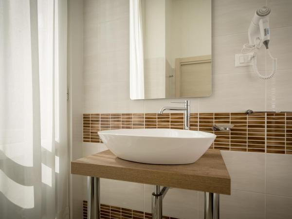 Hotel Bel Soggiorno : photo 5 de la chambre chambre double ou lits jumeaux supérieure