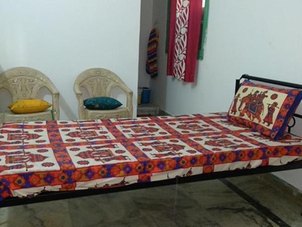 Bagol Palace : photo 1 de la chambre chambre double standard avec salle de bains commune