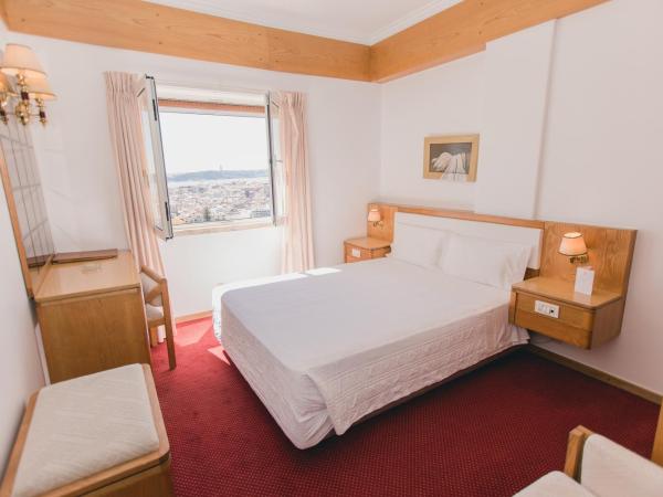 Albergaria Senhora do Monte : photo 2 de la chambre chambre double