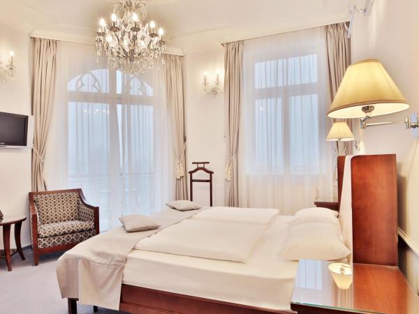 Sun Palace Wellness Hotel : photo 1 de la chambre superior room with park or colonnade view