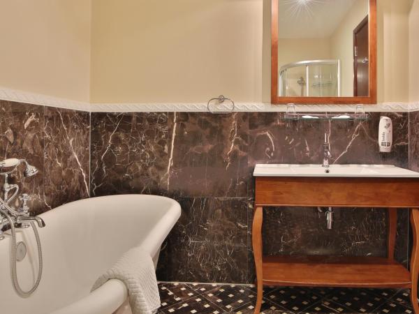 Sun Palace Wellness Hotel : photo 5 de la chambre superior room with park or colonnade view