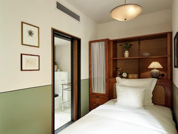Hotel Sanders : photo 1 de la chambre chambre simple
