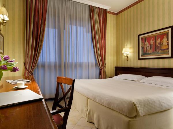 UNAWAY Hotel & Residence Contessa Jolanda Milano : photo 1 de la chambre chambre double supérieure