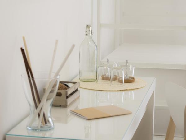 Chérie B&B - Salerno : photo 2 de la chambre chambre double deluxe avec balcon