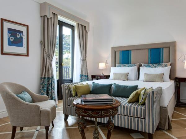 Anna Belle Elegant AgriResort : photo 3 de la chambre chambre double ou lits jumeaux supérieure - vue sur jardin - balcon