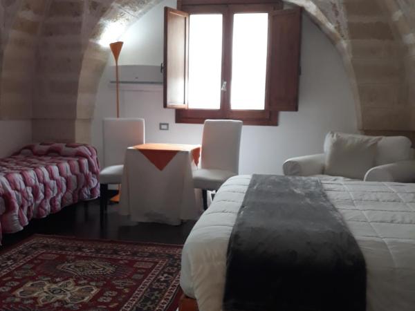 Bed & Breakfast Idomeneo 63 : photo 2 de la chambre chambre double