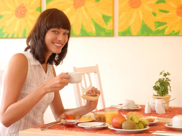 Hotel Amba : photo 6 de la chambre chambre triple