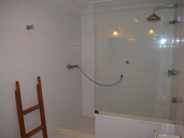 Pousada Kailani : photo 8 de la chambre suite lit king-size - vue sur piscine