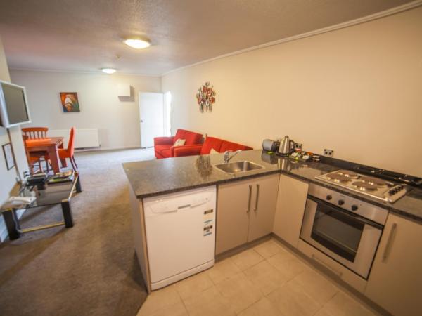 City Central Motel Apartments : photo 3 de la chambre appartement 2 chambres