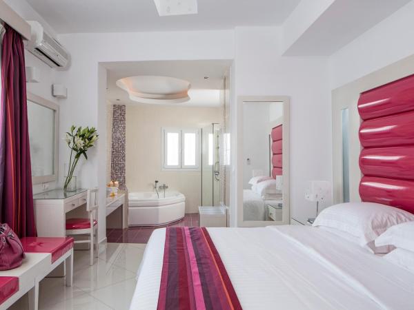 Grand Beach Hotel : photo 6 de la chambre suite lune de miel avec jacuzzi extérieur – vue sur mer