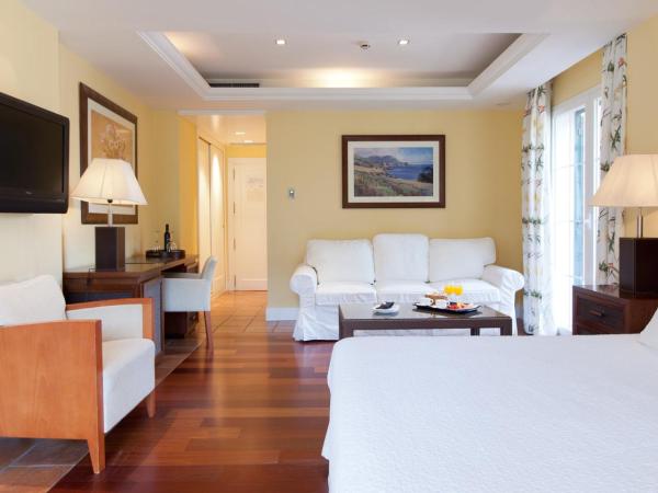 Hotel MR Les Rotes : photo 2 de la chambre suite junior