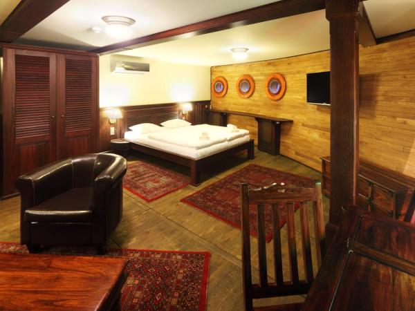 Boat Hotel Matylda : photo 1 de la chambre suite junior
