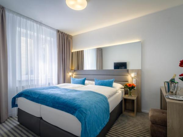 Hotel White Lion : photo 8 de la chambre chambre double